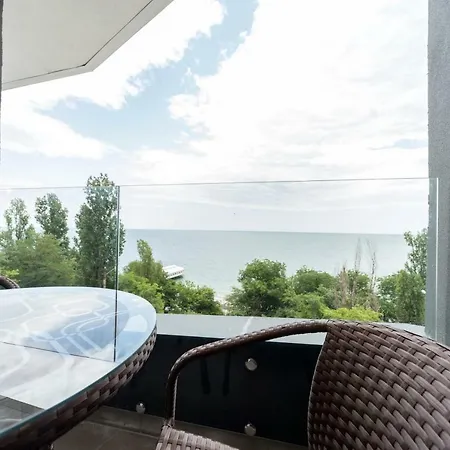 Costa Fontana Vip Apartment Odesa